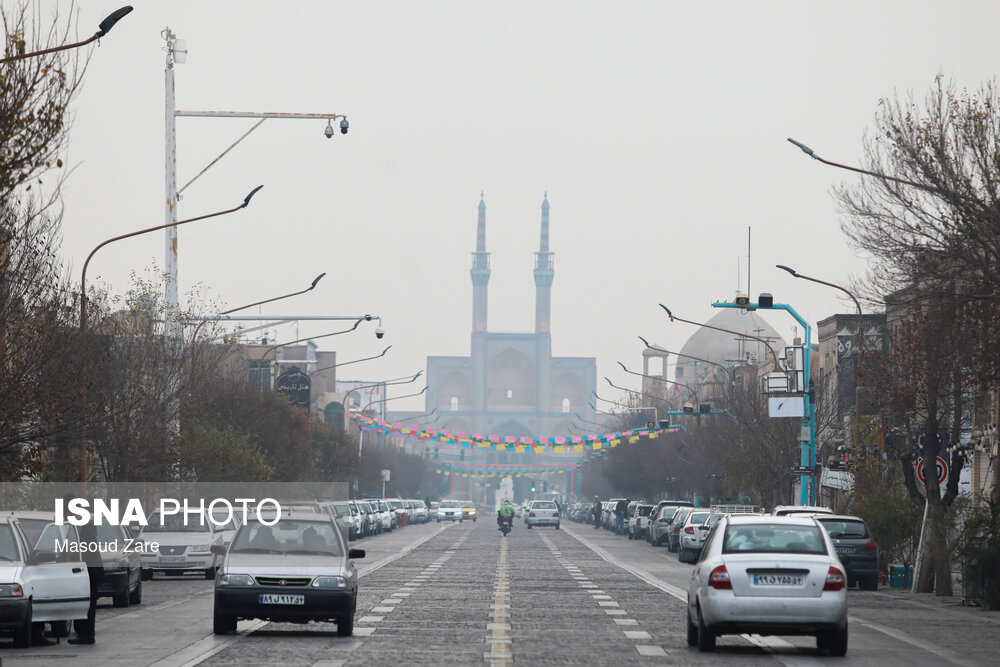 جو آسمان یزد ناپایدار می‌شود