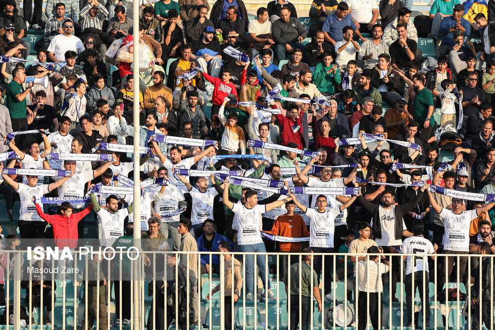 آغاز بلیت فروشی دیدار چادرملو و استقلال/سهم بانوان هزار صندلی